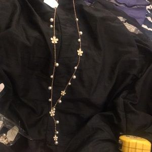 COPY - 19” Pearl and Daisy Necklace